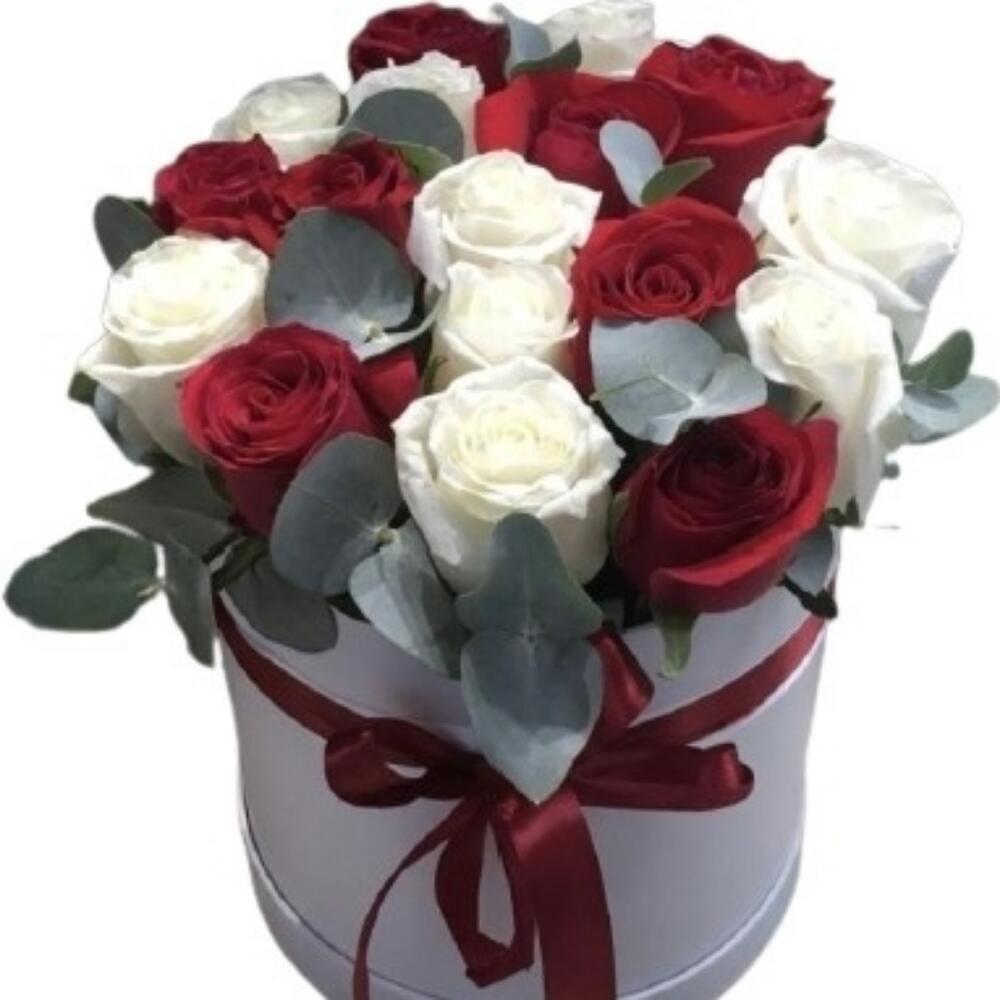 Розы в коробке